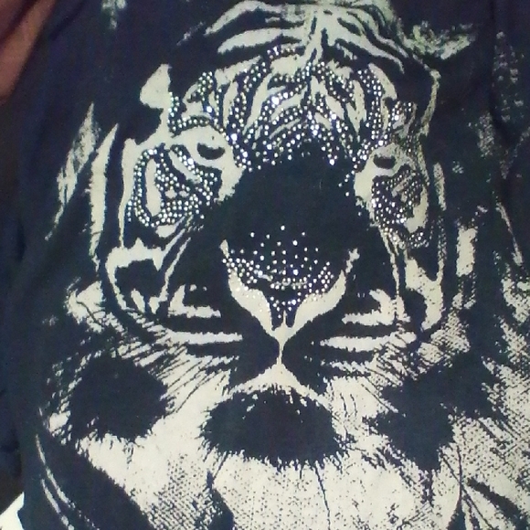 Black Tiger Graphic Kids Shirt - Picture 4 of 4